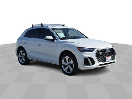 2023 Audi Q5 45 S line Prestige