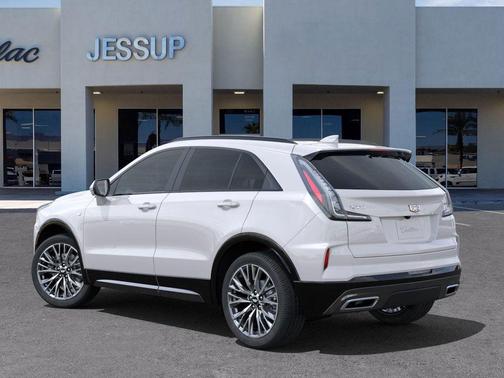 2025 Cadillac XT4 Sport