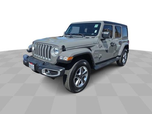 Sting Gray Clearcoat 2022 Jeep Wrangler Unlimited Sahara