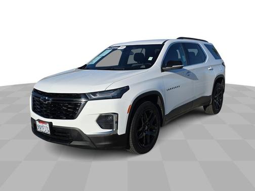 2022 Chevrolet Traverse LT Cloth