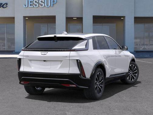 2025 Cadillac LYRIQ Sport