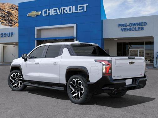 2025 Chevrolet Silverado EV RST