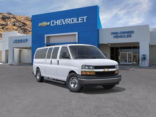 Summit White 2026 Chevrolet Express 3500 LT