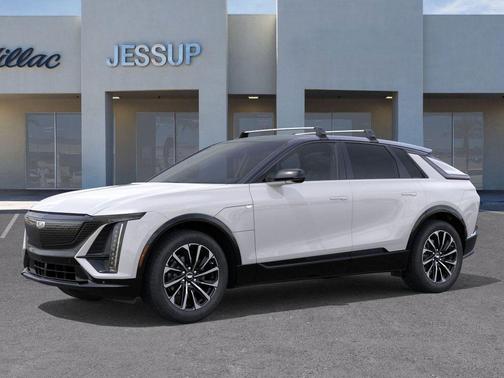 2025 Cadillac LYRIQ Sport