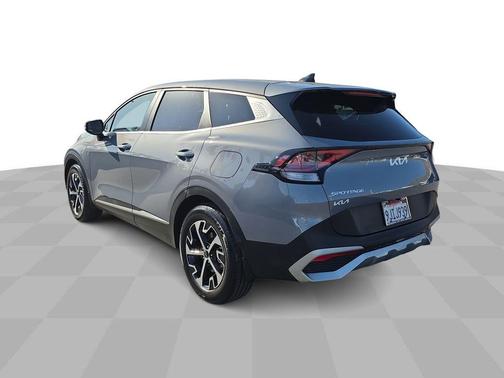 Everlasting Silver 2024 Kia Sportage EX