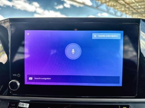 UNDERGROUND 2025 Toyota Camry SE