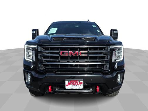 2022 GMC Sierra 2500 AT4