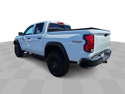 Summit White 2025 Chevrolet Colorado Trail Boss