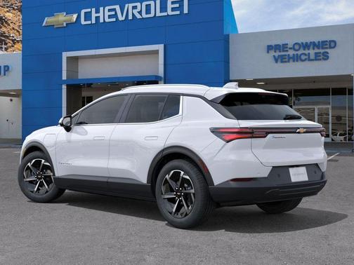 2026 Chevrolet Equinox EV LT 2