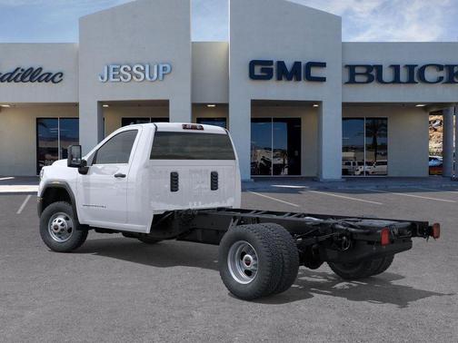 2025 GMC Sierra 3500 Pro