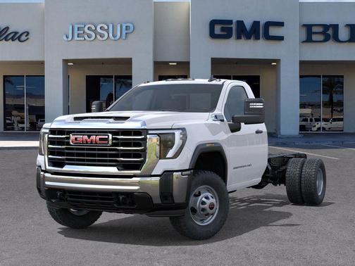 2025 GMC Sierra 3500 Pro