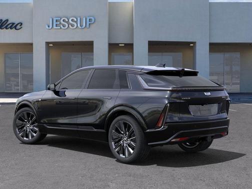 2025 Cadillac LYRIQ Sport