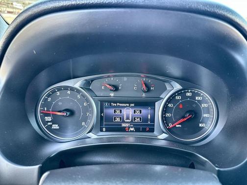 Desert Sand Metallic 2023 GMC Terrain SLE