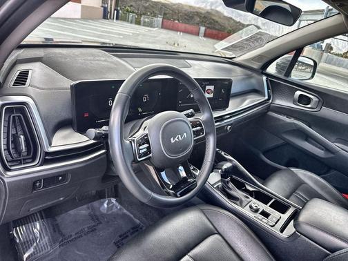 2024 Kia Sorento S