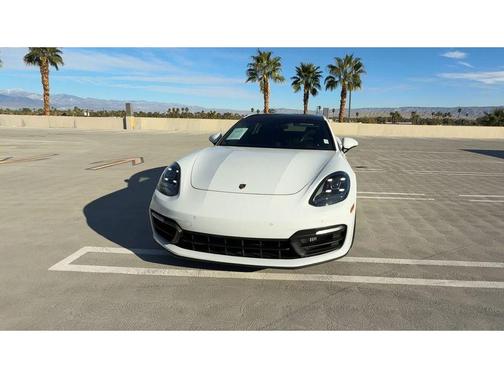2021 Porsche Panamera 4