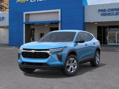 2025 Chevrolet Trax LS
