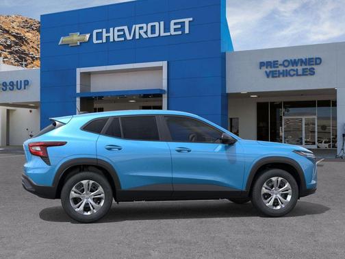 2025 Chevrolet Trax LS