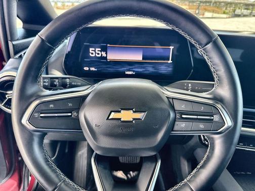 2025 Chevrolet Equinox EV LT