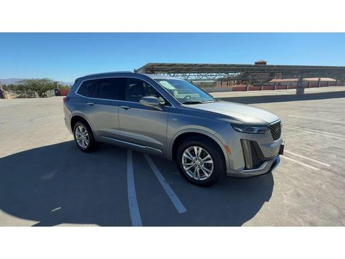 2023 Cadillac XT6 Luxury FWD