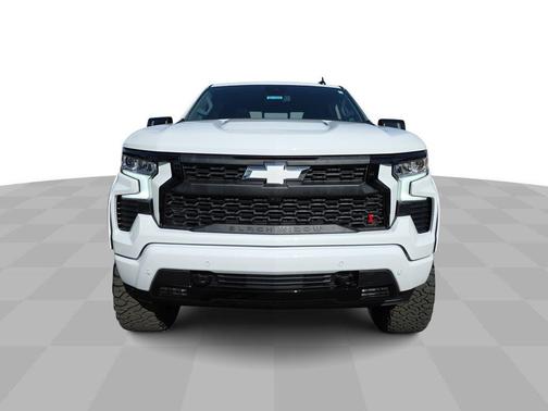 Summit White 2026 Chevrolet Silverado 1500 RST