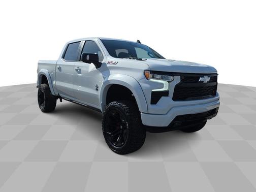 Summit White 2026 Chevrolet Silverado 1500 RST