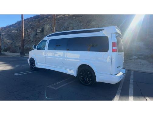 2024 GMC Savana 2500 Work Van