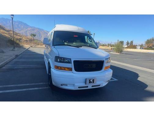2024 GMC Savana 2500 Work Van