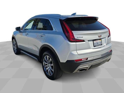2021 Cadillac XT4 Premium Luxury