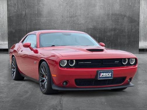 2016 Dodge Challenger SRT 392