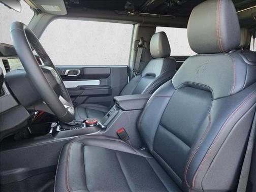 Oxford White 2025 Ford Bronco Stroppe Edition