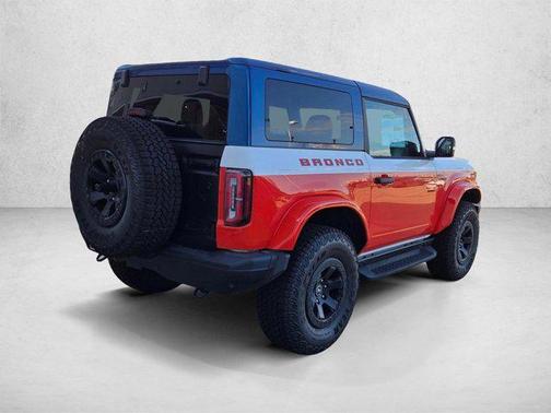 Oxford White 2025 Ford Bronco Stroppe Edition