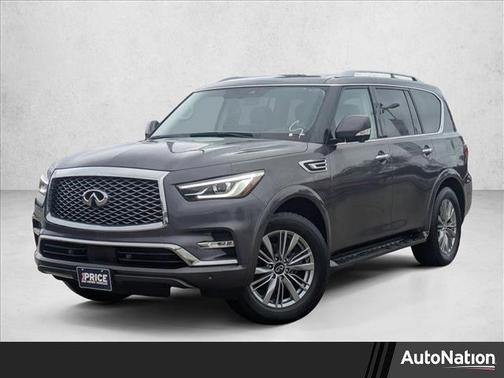 2022 INFINITI QX80 Luxe