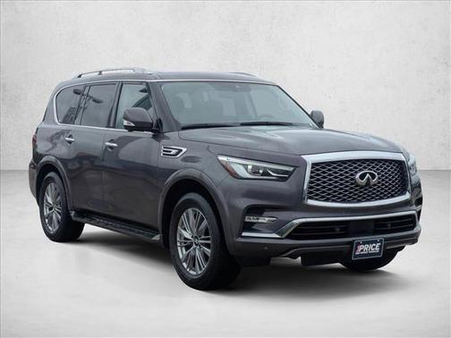 2022 INFINITI QX80 Luxe