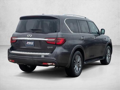 2022 INFINITI QX80 Luxe
