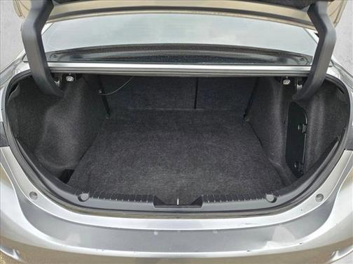 Liquid Silver Metallic 2016 Mazda Mazda3 i Sport