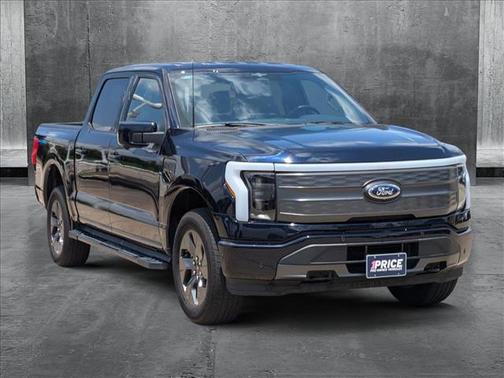 2023 Ford F-150 Lightning LARIAT