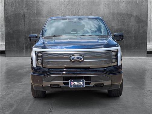 2023 Ford F-150 Lightning LARIAT