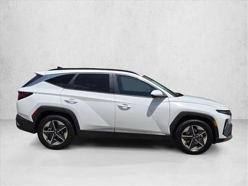 Serenity White Pearl 2025 Hyundai TUCSON SEL