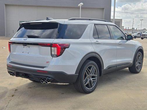 Space White Metallic 2026 Ford Explorer ST