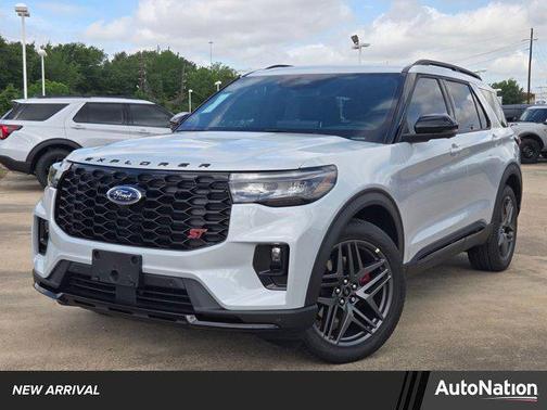 Space White Metallic 2026 Ford Explorer ST