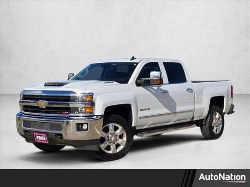 Summit White 2018 Chevrolet Silverado 2500 LTZ