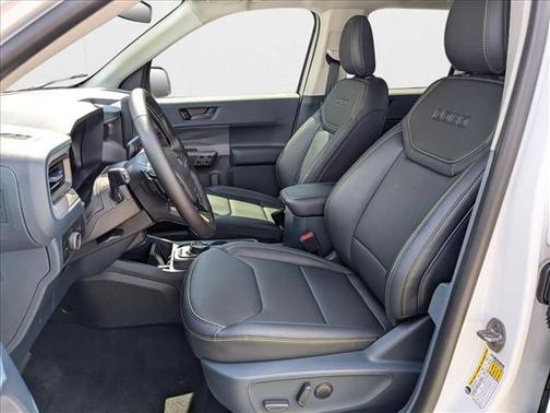2025 Ford Maverick Lobo Standard
