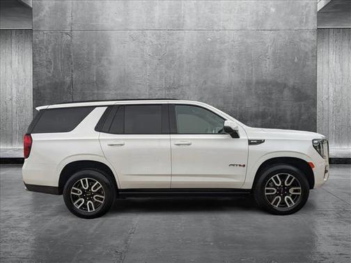 2022 GMC Yukon 4WD AT4