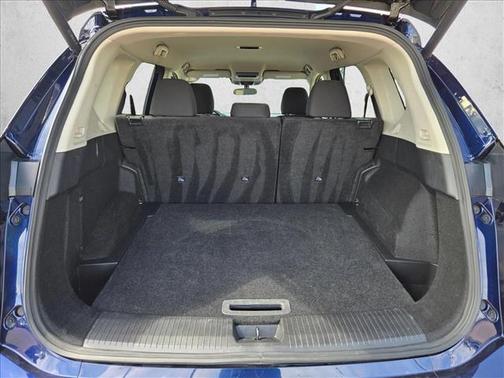 Deep Ocean Blue Pearl 2025 Nissan Rogue SV