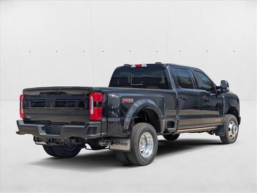 2025 Ford F-350 Platinum