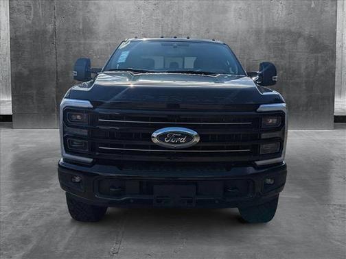 2025 Ford F-350 Platinum