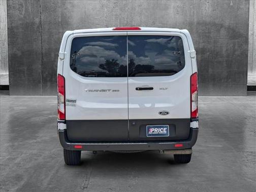 2022 Ford Transit-350 XL