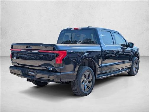 2025 Ford F-150 Lightning LARIAT