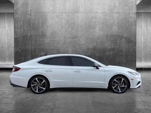 2023 Hyundai SONATA SEL Plus