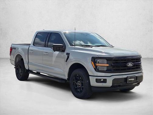 Avalanche 2026 Ford F-150 XLT